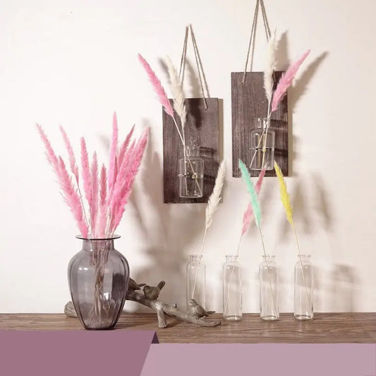 roomix designed feather- Discover the elegance of the Roomix delicately designed feather – a symbol of lightness and grace, perfect for adding a personal touch to any space.